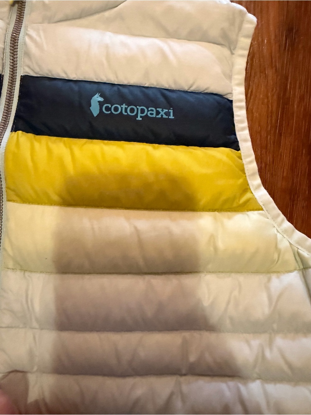 Cotapaxi vest size Women’s LG - Picture 2 of 4